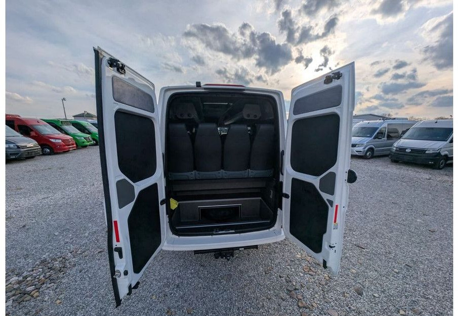 Микроавтобус, Пассажирский фургон Volkswagen Crafter: фото 6 Микроавтобус, Пассажирский фургон Volkswagen Crafter: фото 6