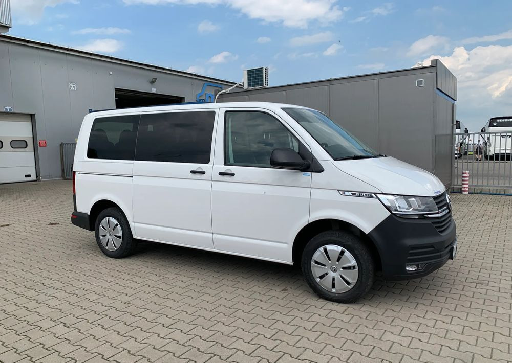 Volkswagen Transporter - Микроавтобус, Пассажирский фургон: фото 3 Volkswagen Transporter - Микроавтобус, Пассажирский фургон: фото 3