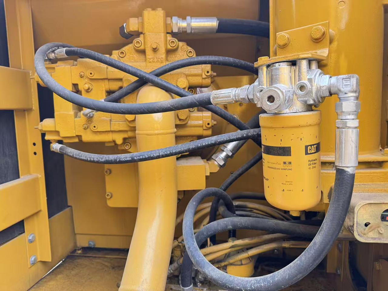 CATERPILLAR 320B - Гусеничный экскаватор: фото 5 CATERPILLAR 320B - Гусеничный экскаватор: фото 5