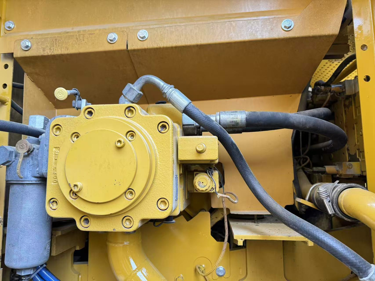 CATERPILLAR 320GC - Гусеничный экскаватор: фото 4 CATERPILLAR 320GC - Гусеничный экскаватор: фото 4