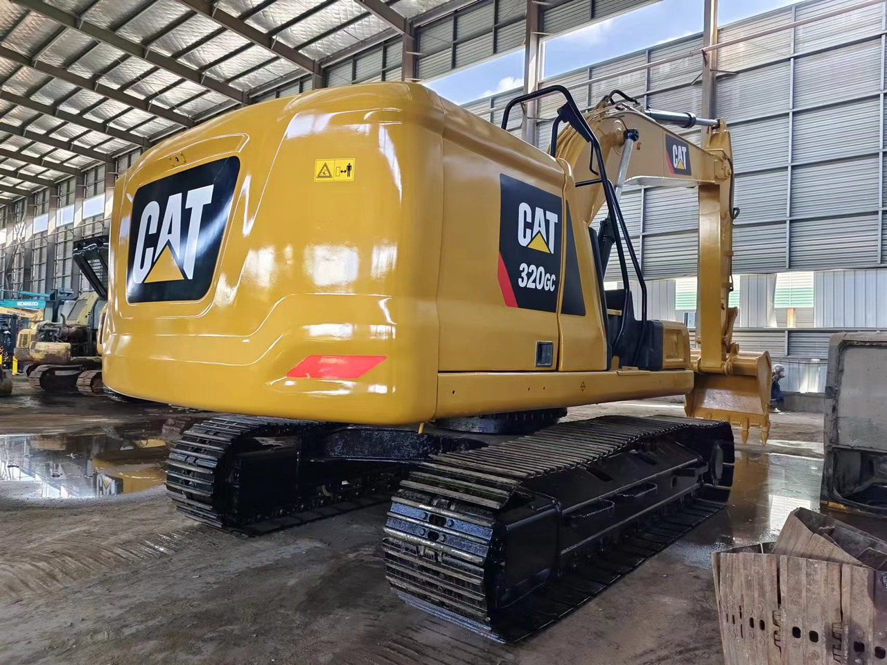 Гусеничный экскаватор CATERPILLAR 320GC: фото 6