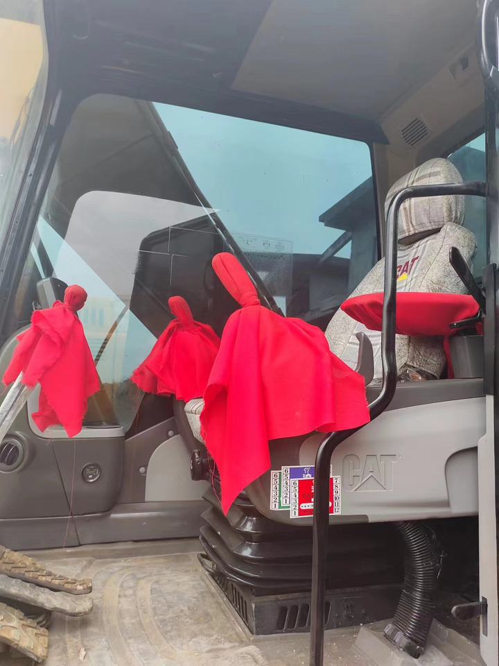 CATERPILLAR CAT 320D - Гусеничный экскаватор: фото 4 CATERPILLAR CAT 320D - Гусеничный экскаватор: фото 4