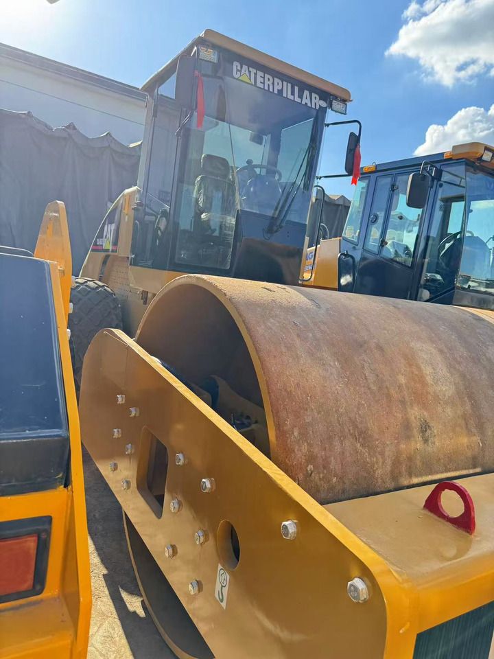 CATERPILLAR CS683E - Дорожный каток: фото 3 CATERPILLAR CS683E - Дорожный каток: фото 3
