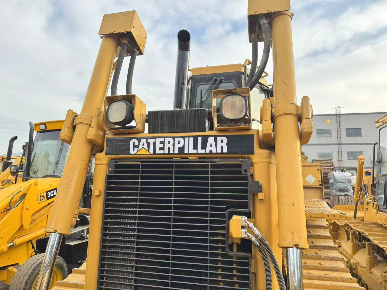 CATERPILLAR D6T - Бульдозер: фото 4 CATERPILLAR D6T - Бульдозер: фото 4