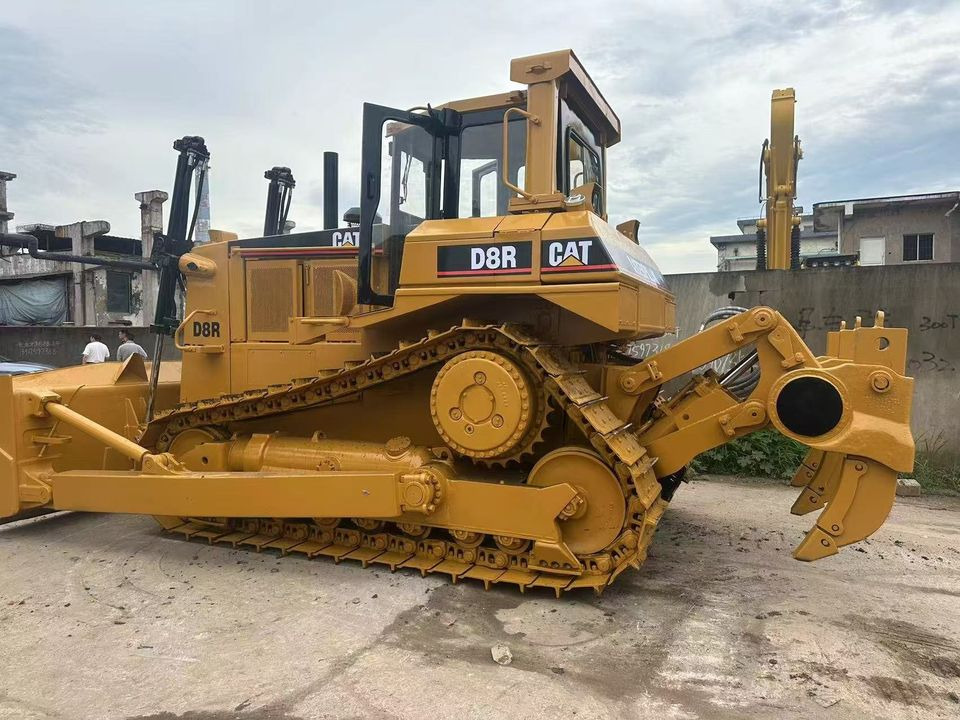 CATERPILLAR D8R - Бульдозер: фото 2 CATERPILLAR D8R - Бульдозер: фото 2
