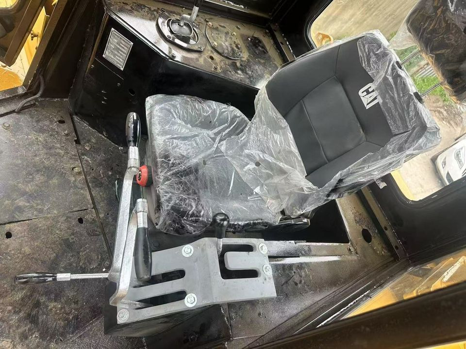 CATERPILLAR D8R - Бульдозер: фото 5 CATERPILLAR D8R - Бульдозер: фото 5