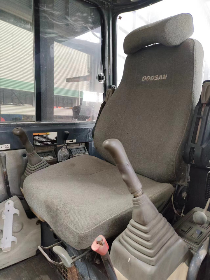 DOOSAN DH55 - Мини-экскаватор: фото 3 DOOSAN DH55 - Мини-экскаватор: фото 3