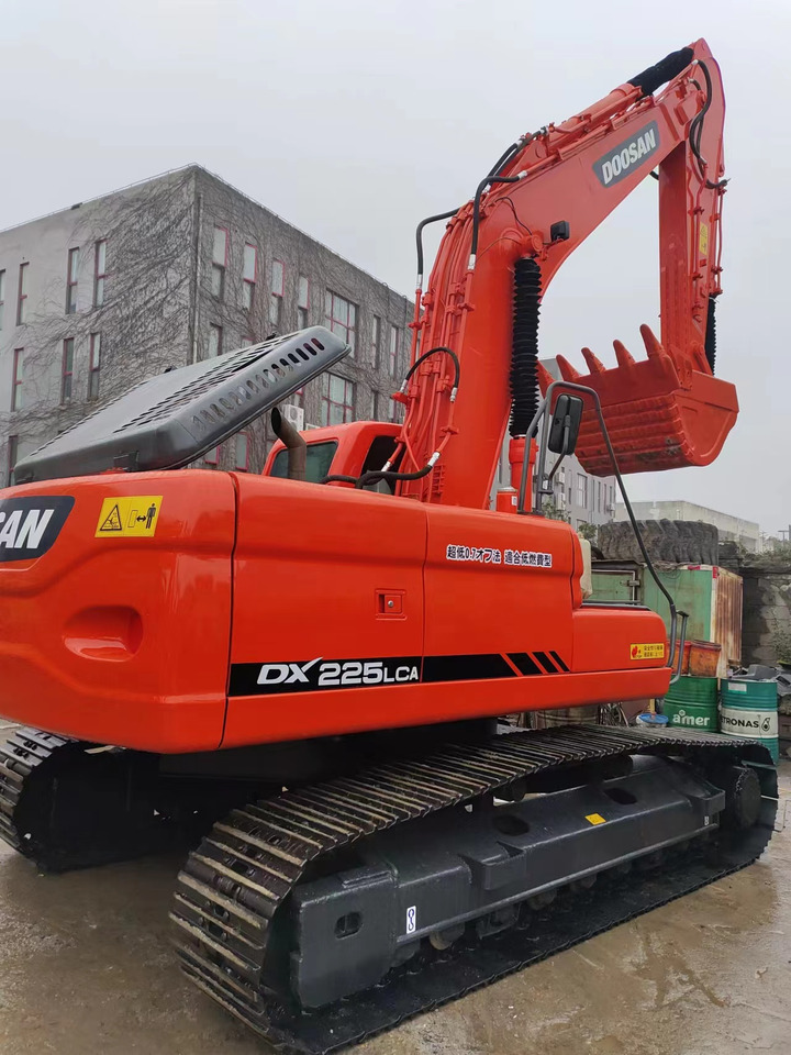 DOOSAN DX225LCA - Гусеничный экскаватор: фото 3 DOOSAN DX225LCA - Гусеничный экскаватор: фото 3