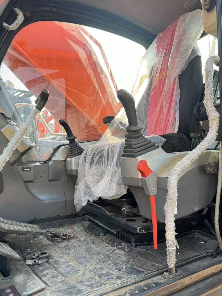 DOOSAN DX340LC - Гусеничный экскаватор: фото 3 DOOSAN DX340LC - Гусеничный экскаватор: фото 3