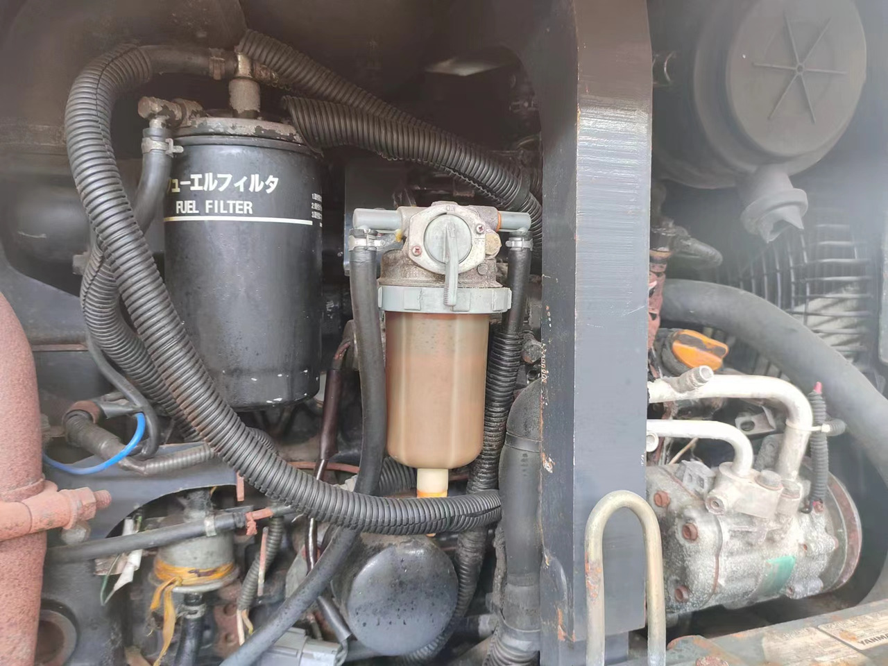 HITACHI ZX50U - Мини-экскаватор: фото 5 HITACHI ZX50U - Мини-экскаватор: фото 5