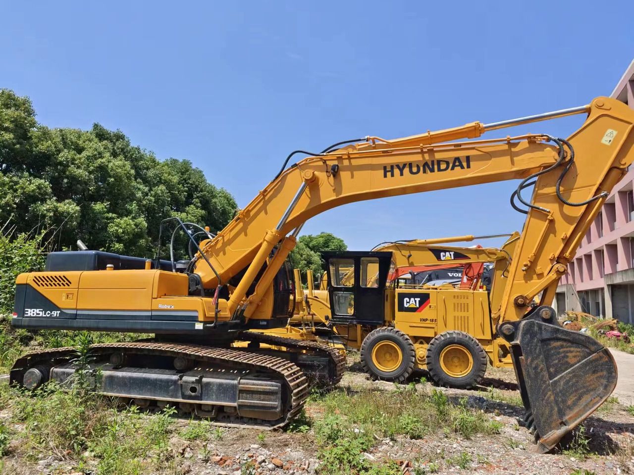 HYUNDAI R385LC-9T - Гусеничный экскаватор: фото 1 HYUNDAI R385LC-9T - Гусеничный экскаватор: фото 1