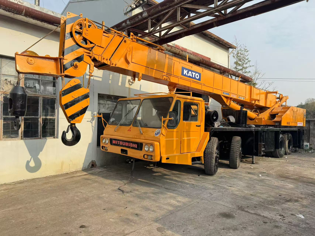 KATO NK400E - Мобильный кран: фото 1 KATO NK400E - Мобильный кран: фото 1