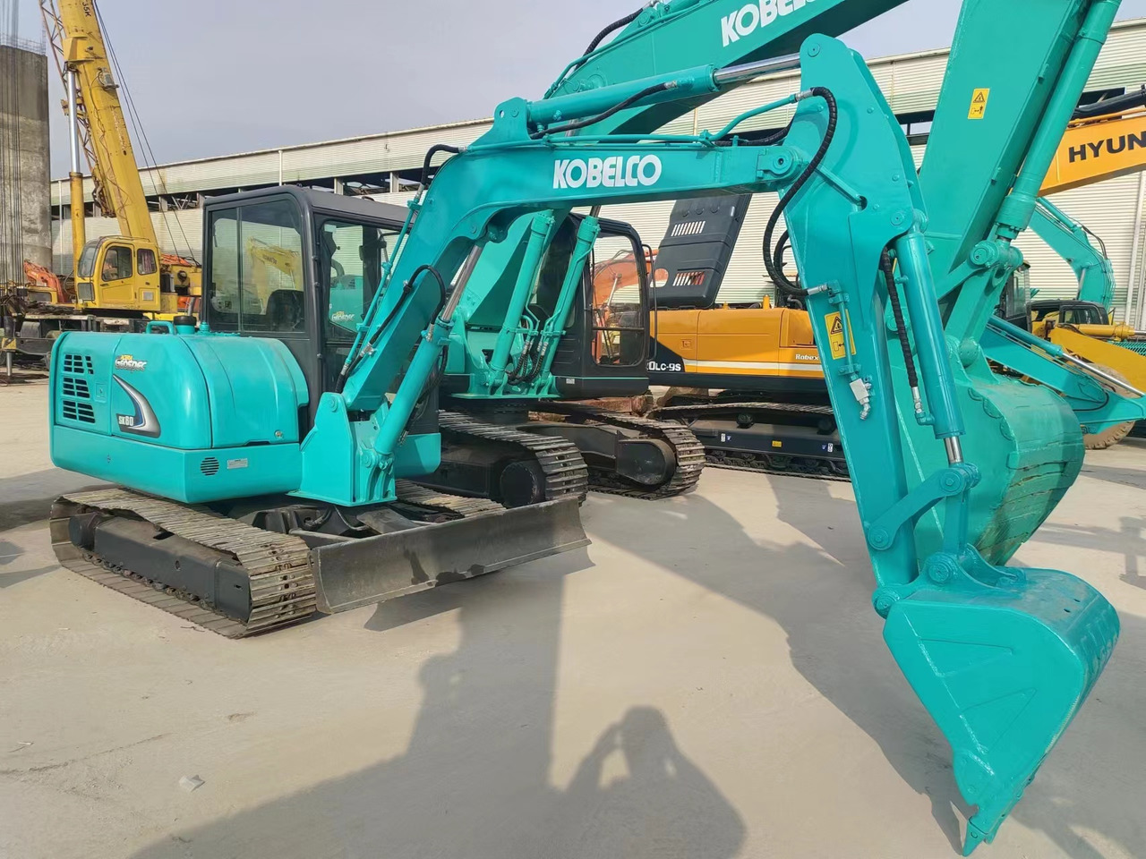 KOBELCO SK60-8 - Мини-экскаватор: фото 3 KOBELCO SK60-8 - Мини-экскаватор: фото 3
