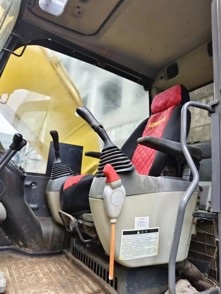 KOMATSU PC200-8 - Гусеничный экскаватор: фото 3 KOMATSU PC200-8 - Гусеничный экскаватор: фото 3