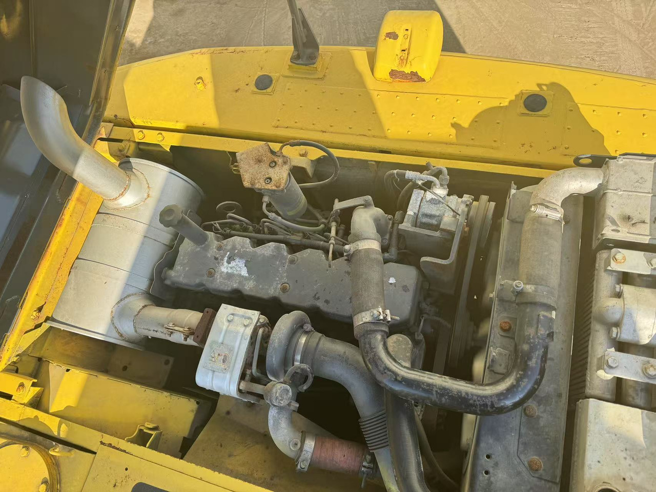 KOMATSU PC200-8 - Гусеничный экскаватор: фото 5 KOMATSU PC200-8 - Гусеничный экскаватор: фото 5