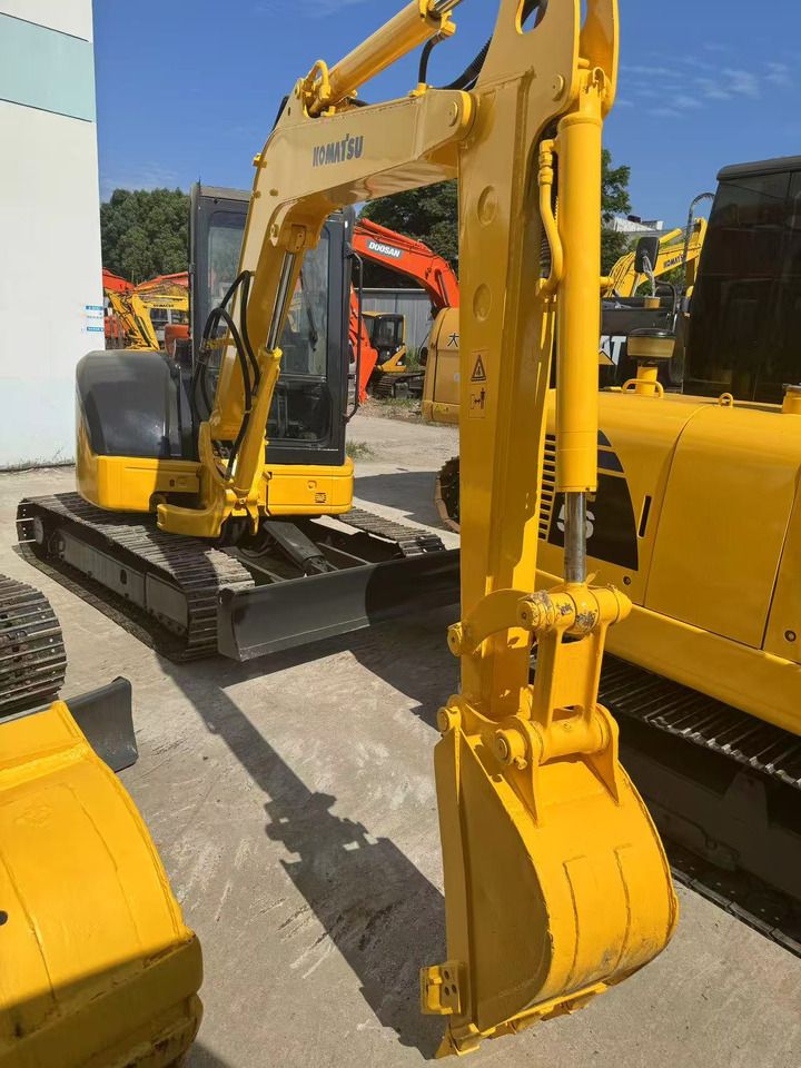KOMATSU PC35 PC40 PC50 PC55 P60 - Мини-экскаватор: фото 3 KOMATSU PC35 PC40 PC50 PC55 P60 - Мини-экскаватор: фото 3
