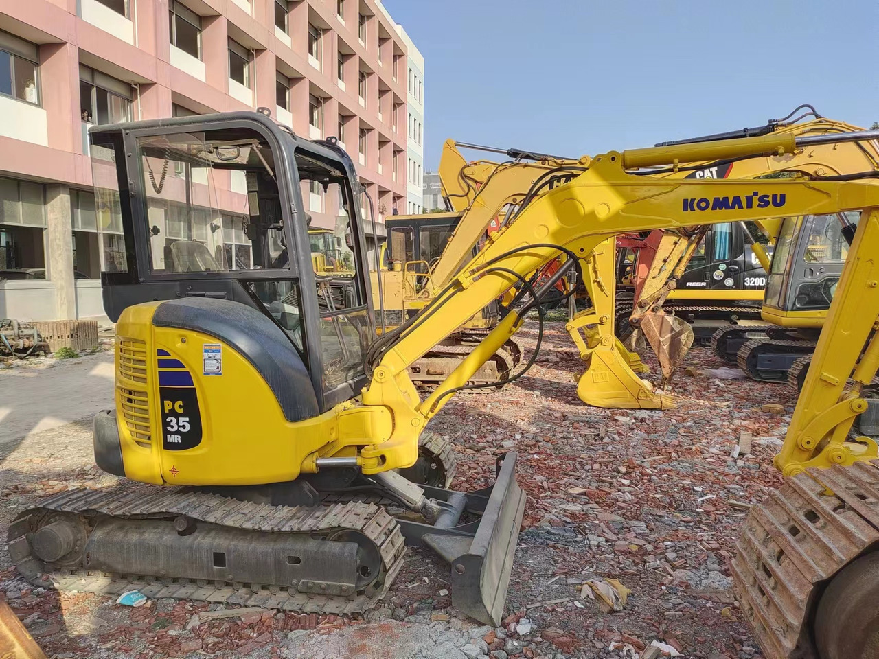 KOMATSU PC35MR - Мини-экскаватор: фото 3 KOMATSU PC35MR - Мини-экскаватор: фото 3