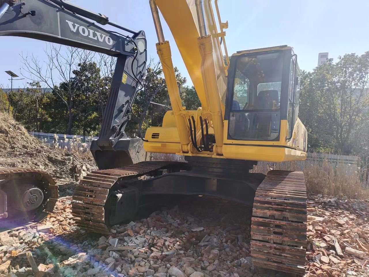 KOMATSU PC400-7 PC400 - Гусеничный экскаватор: фото 2 KOMATSU PC400-7 PC400 - Гусеничный экскаватор: фото 2