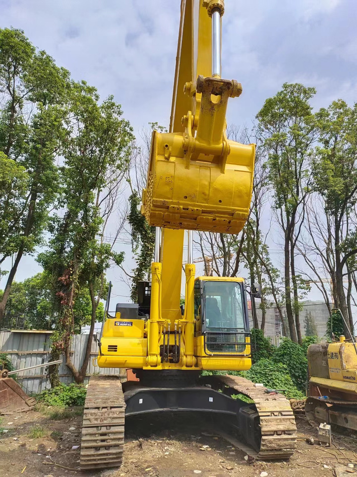 KOMATSU PC400-8R - Гусеничный экскаватор: фото 1 KOMATSU PC400-8R - Гусеничный экскаватор: фото 1