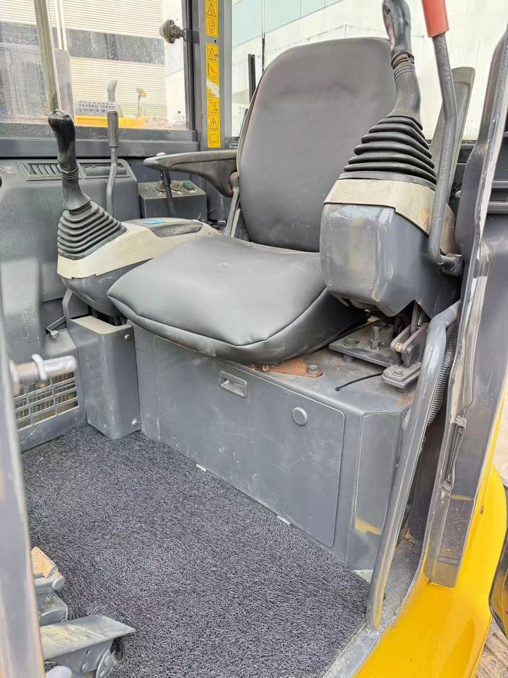 KOMATSU PC55MR - Мини-экскаватор: фото 3 KOMATSU PC55MR - Мини-экскаватор: фото 3