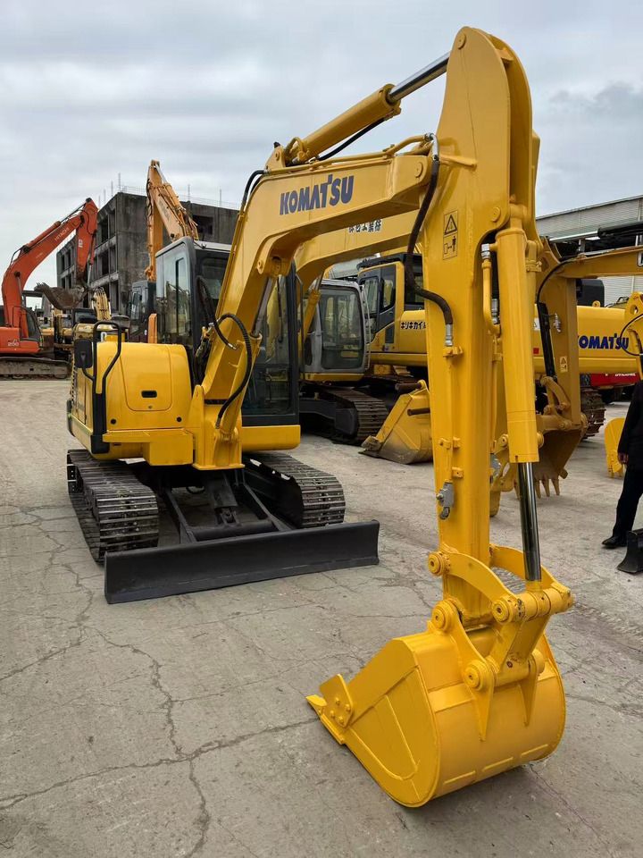 KOMATSU PC56 - Мини-экскаватор: фото 2 KOMATSU PC56 - Мини-экскаватор: фото 2