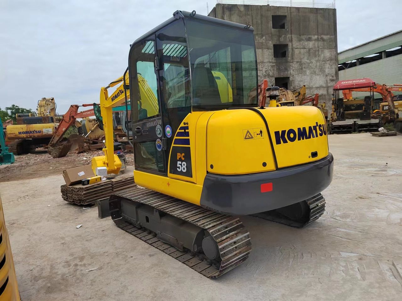 KOMATSU PC58 - Мини-экскаватор: фото 3 KOMATSU PC58 - Мини-экскаватор: фото 3