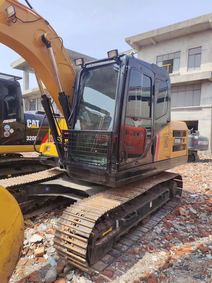 SANY SY135C - Гусеничный экскаватор: фото 3 SANY SY135C - Гусеничный экскаватор: фото 3