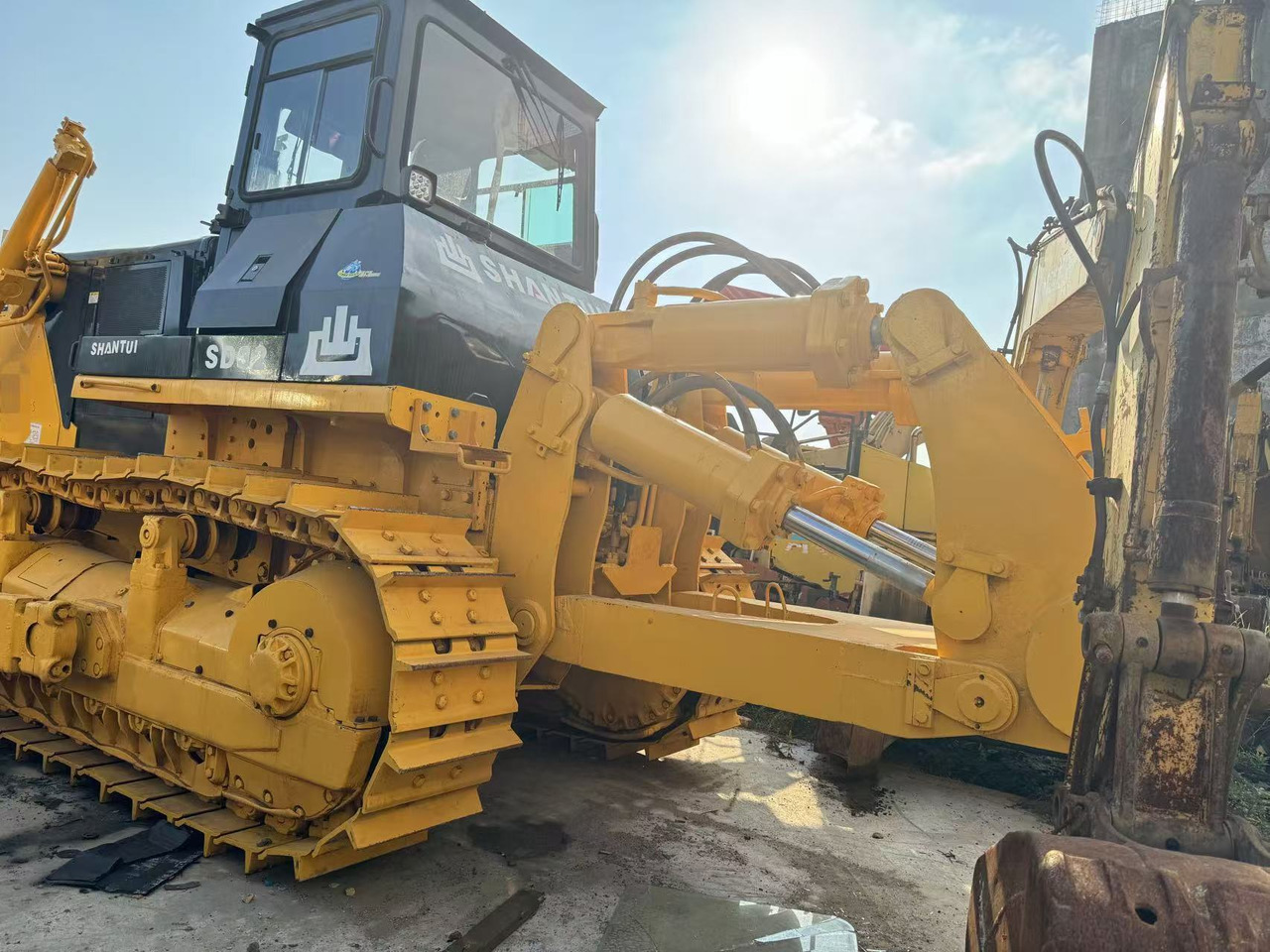 SHANTUI SD32 - Бульдозер: фото 2 SHANTUI SD32 - Бульдозер: фото 2