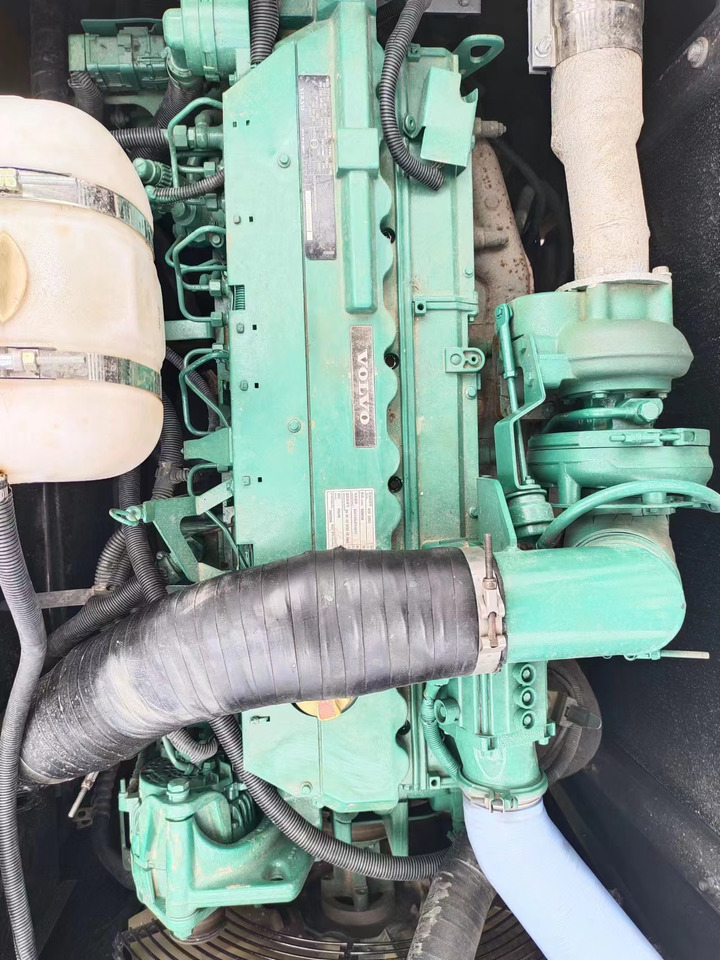 VOLVO EC240 - Гусеничный экскаватор: фото 5 VOLVO EC240 - Гусеничный экскаватор: фото 5