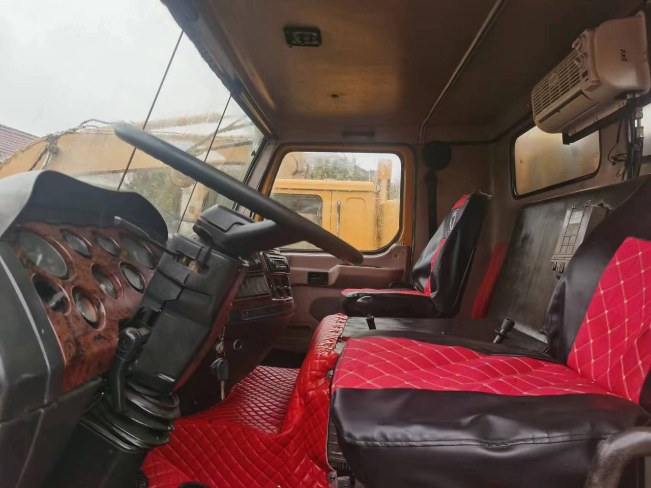 XCMG QY100K - Мобильный кран: фото 4 XCMG QY100K - Мобильный кран: фото 4