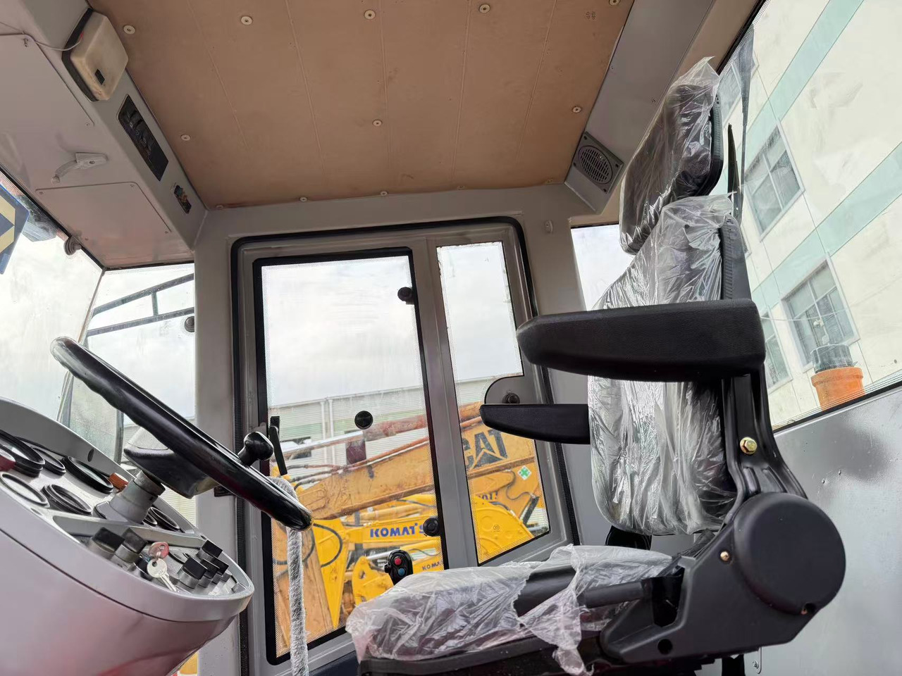 XCMG XS143J - Дорожный каток: фото 4 XCMG XS143J - Дорожный каток: фото 4