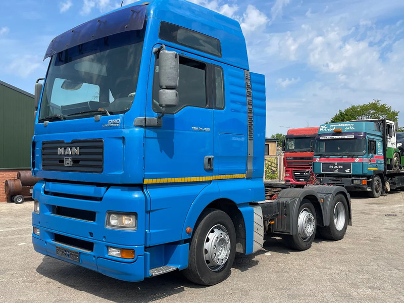 MAN TGA 26.430 TRACTOR UNIT - Тягач: фото 3 MAN TGA 26.430 TRACTOR UNIT - Тягач: фото 3