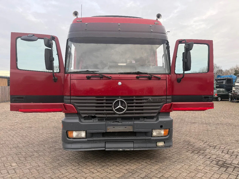 Mercedes-Benz Actros 1843 3 pedals - Тягач: фото 2 Mercedes-Benz Actros 1843 3 pedals - Тягач: фото 2