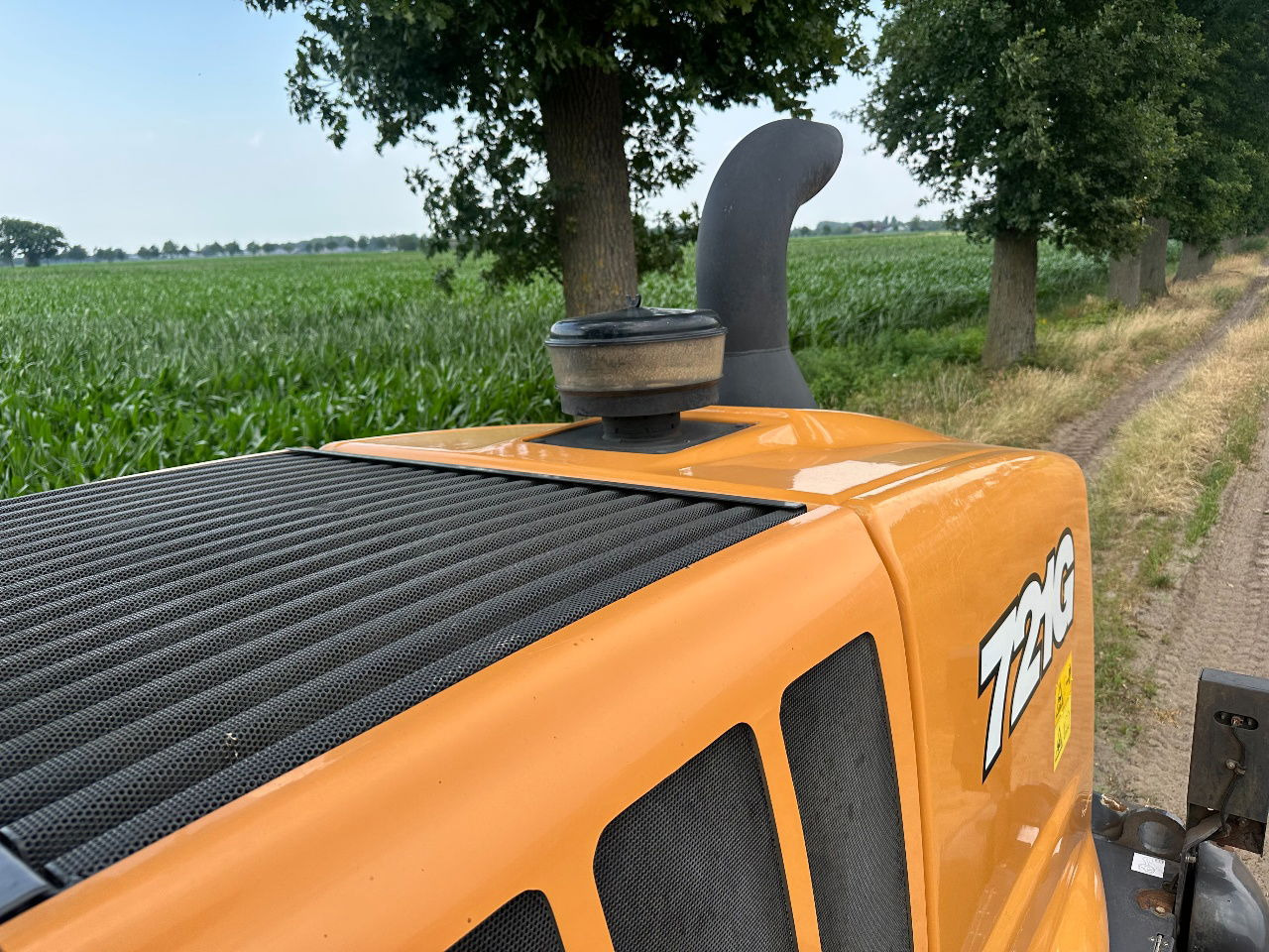 Колёсный погрузчик Case 721G: фото 24