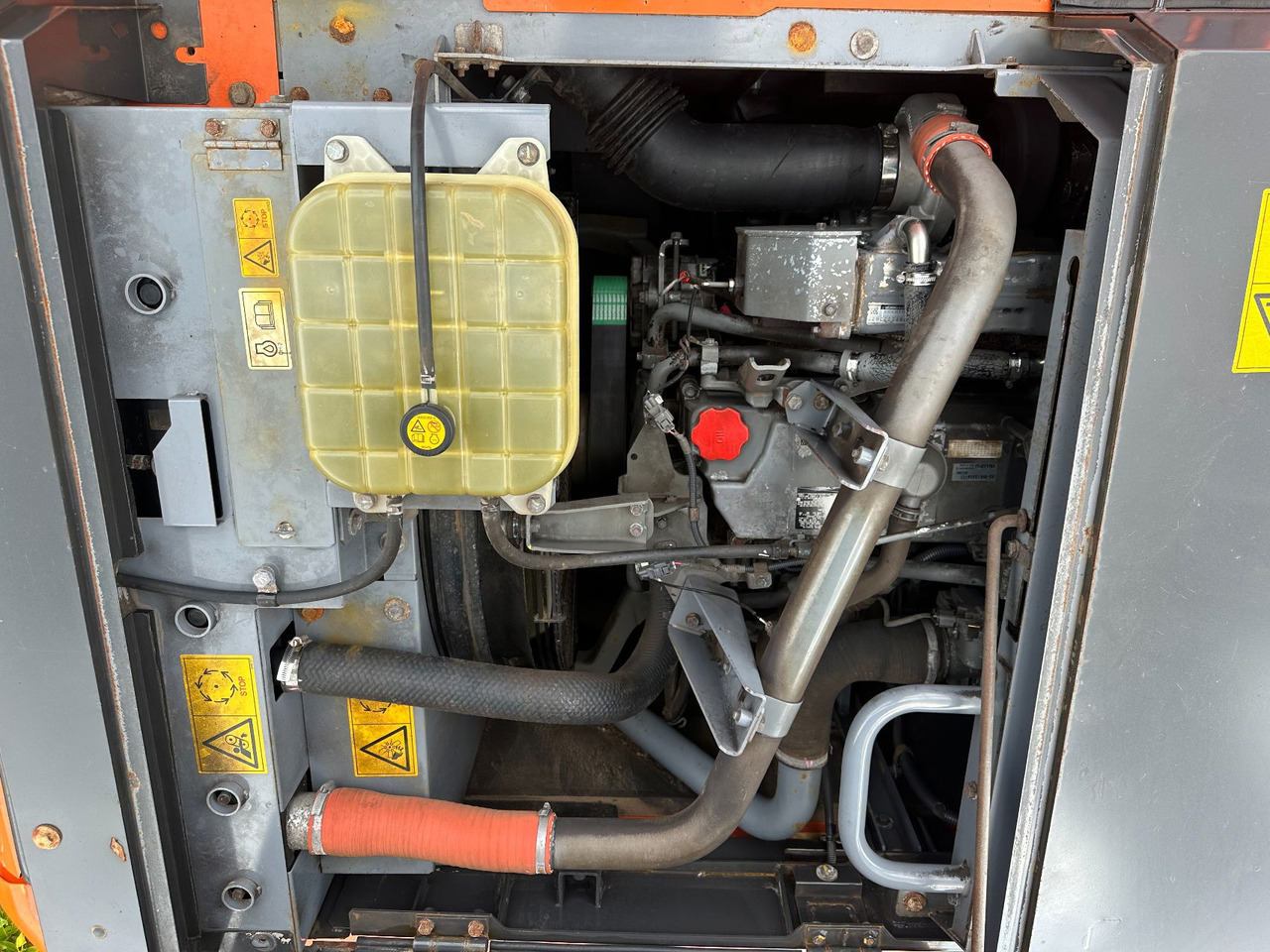 Гусеничный экскаватор Hitachi ZX350LC-6: фото 19