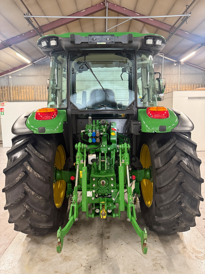 John Deere 5115M - Трактор: фото 5 John Deere 5115M - Трактор: фото 5
