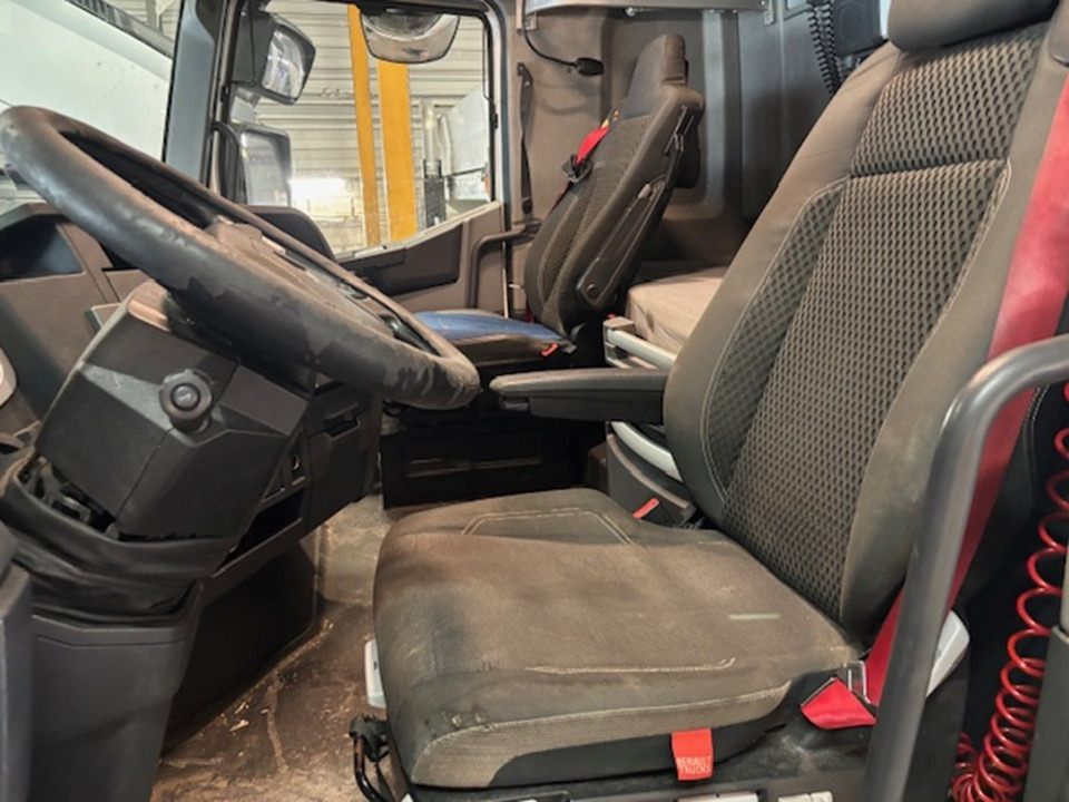 RENAULT T520 - Тягач: фото 5 RENAULT T520 - Тягач: фото 5