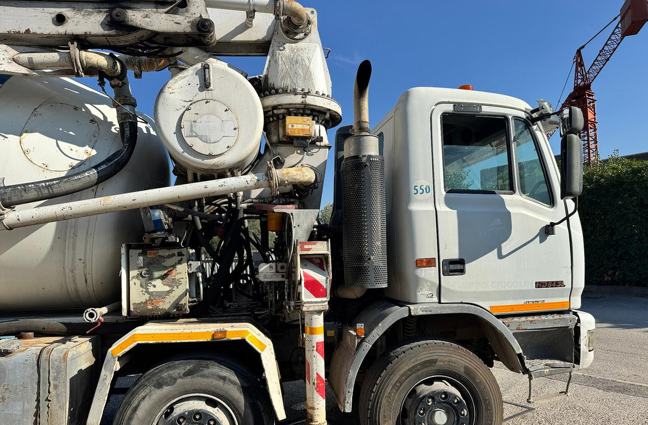 Betonpompa CIFA ASTRA HD84.38 - 2003 - Автобетононасос-смеситель: фото 4 Betonpompa CIFA ASTRA HD84.38 - 2003 - Автобетононасос-смеситель: фото 4