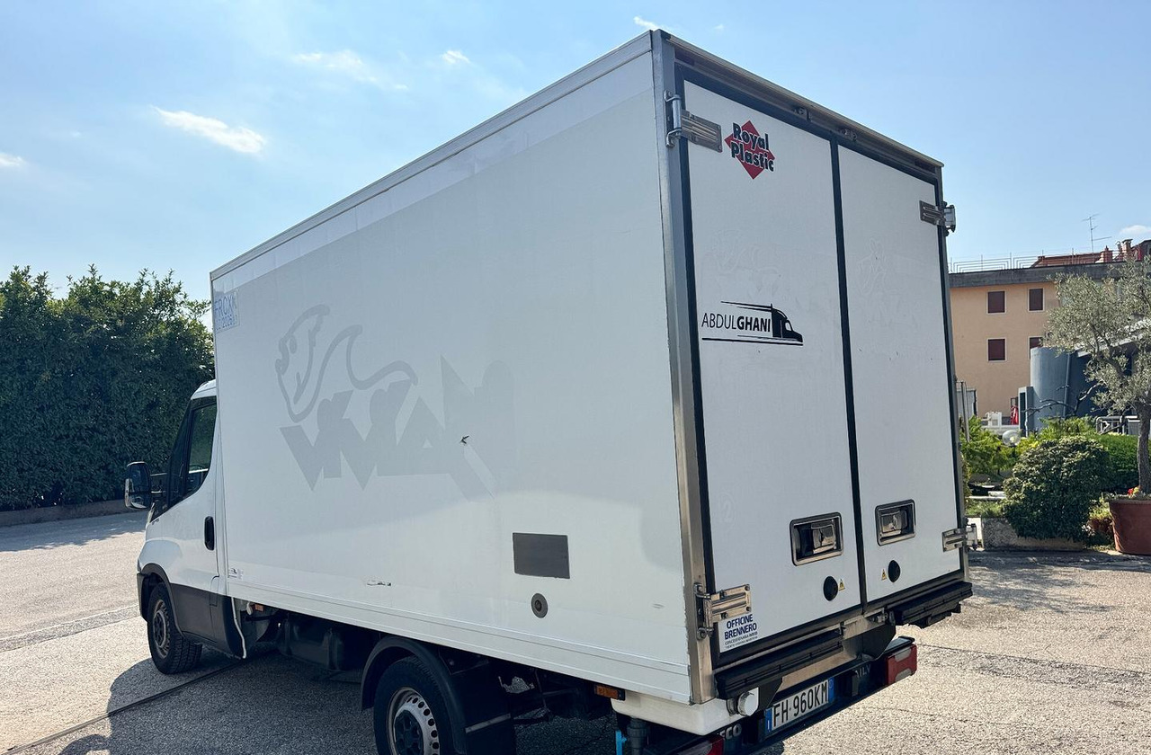 IVECO DAILY 35S15 - FRIGO FRC - PATENTE B - Малотоннажный рефрижератор: фото 4 IVECO DAILY 35S15 - FRIGO FRC - PATENTE B - Малотоннажный рефрижератор: фото 4