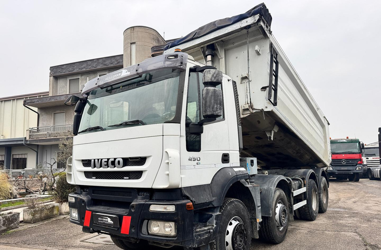 Iveco Trakker 410T/ 450 Ribaltabile Posteriore - Самосвал: фото 3 Iveco Trakker 410T/ 450 Ribaltabile Posteriore - Самосвал: фото 3