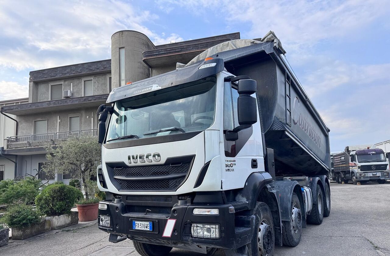 Iveco Trakker 500 Ribaltabile 8X4 - Самосвал: фото 3 Iveco Trakker 500 Ribaltabile 8X4 - Самосвал: фото 3