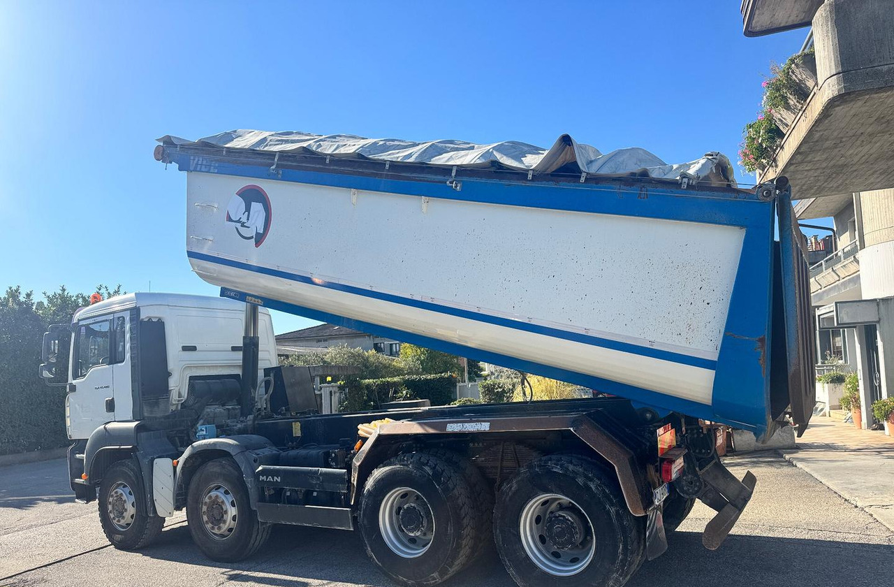 MAN TGA 41.480 RIBALTABILE 8X4 - Самосвал: фото 3 MAN TGA 41.480 RIBALTABILE 8X4 - Самосвал: фото 3