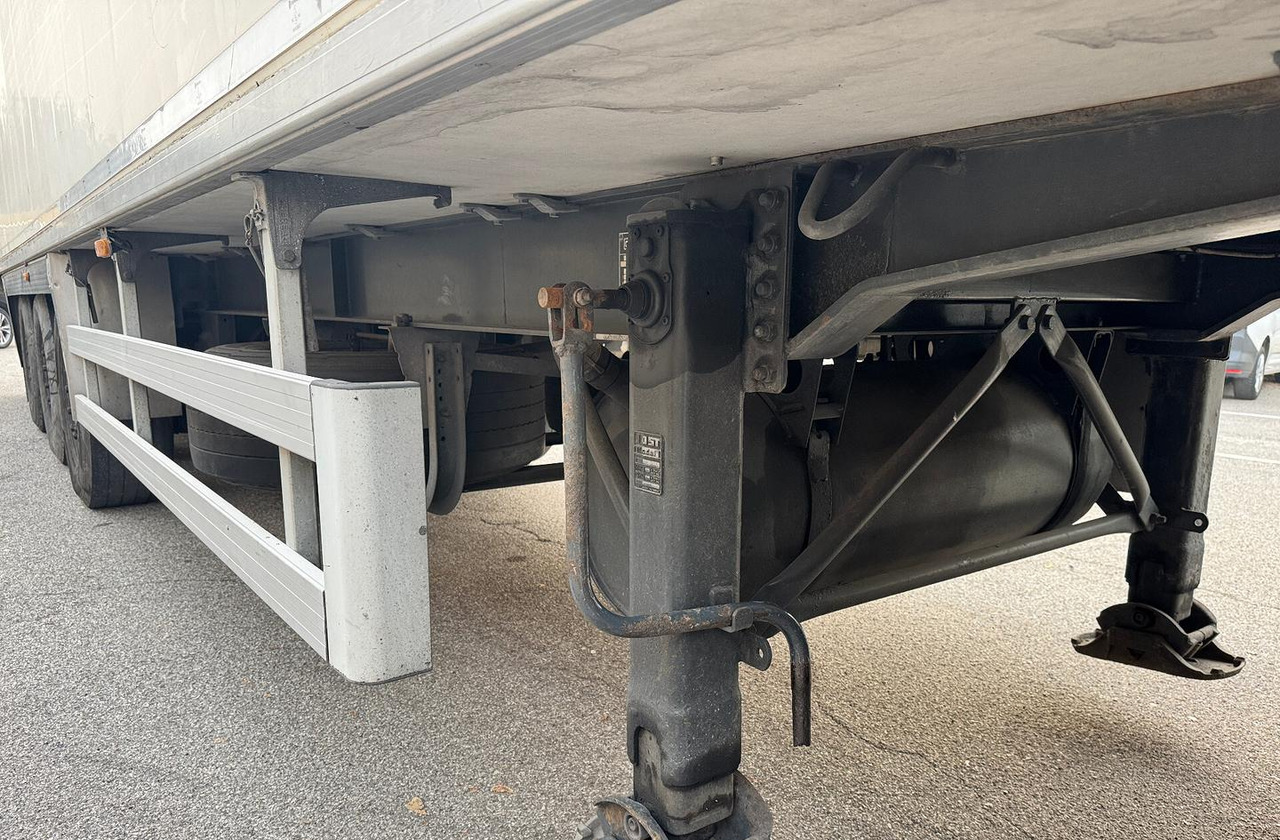 SEMIRIMORCHIO FRIGO CHEREAU лизинг SEMIRIMORCHIO FRIGO CHEREAU: фото 20 SEMIRIMORCHIO FRIGO CHEREAU лизинг SEMIRIMORCHIO FRIGO CHEREAU: фото 20