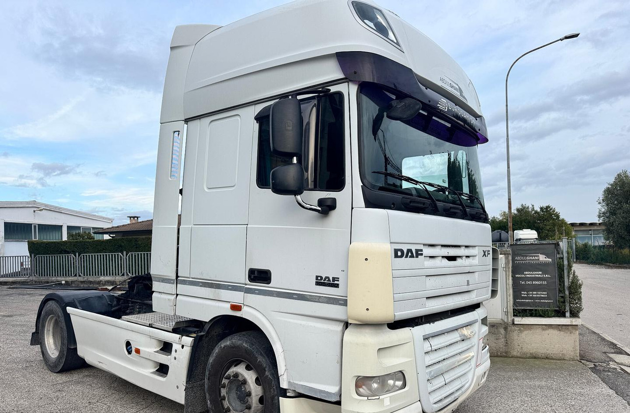 DAF XF 105.460 - 2010 - AUTOMATICO - Тягач: фото 3 DAF XF 105.460 - 2010 - AUTOMATICO - Тягач: фото 3