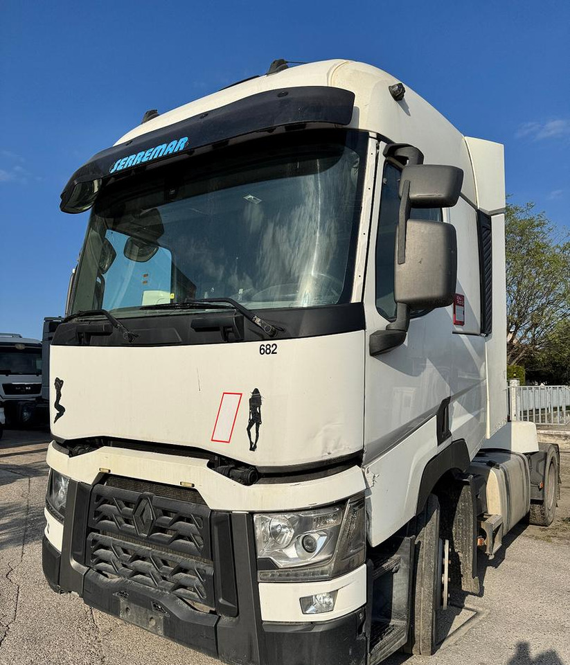 Renault T460 / 2015 / Euro 6 - Тягач: фото 5 Renault T460 / 2015 / Euro 6 - Тягач: фото 5
