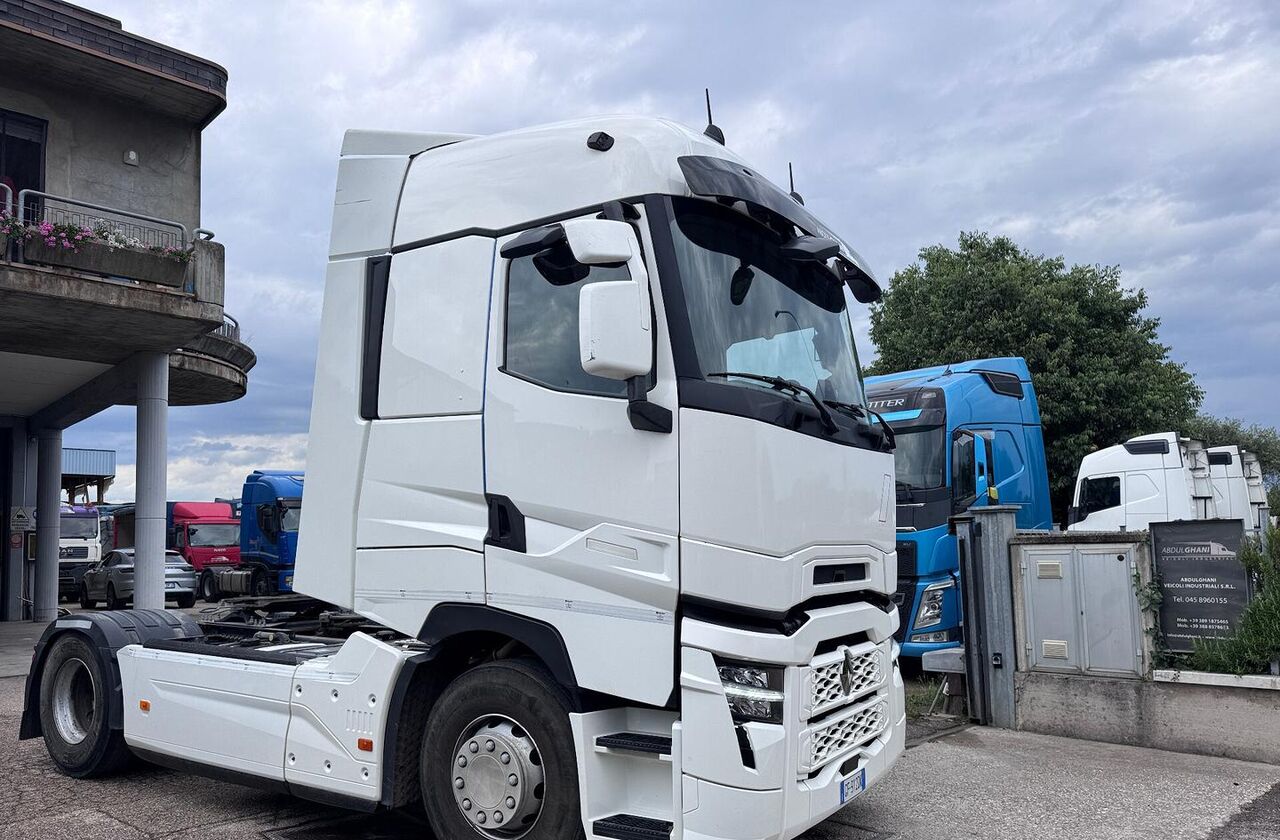 Renault Trucks T480 - 2022 - Impianto Rib - Тягач: фото 2 Renault Trucks T480 - 2022 - Impianto Rib - Тягач: фото 2