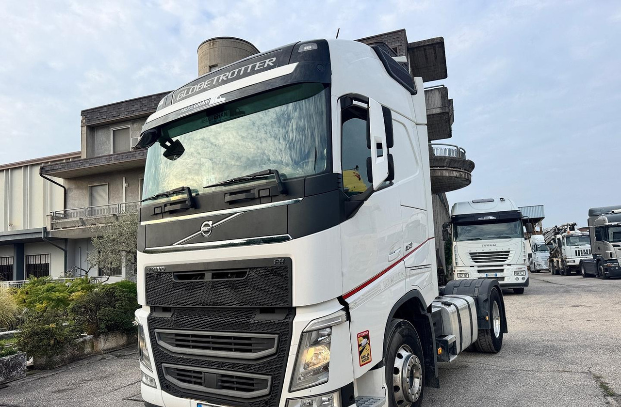 Volvo FH460 - 2019 - - Тягач: фото 2 Volvo FH460 - 2019 - - Тягач: фото 2