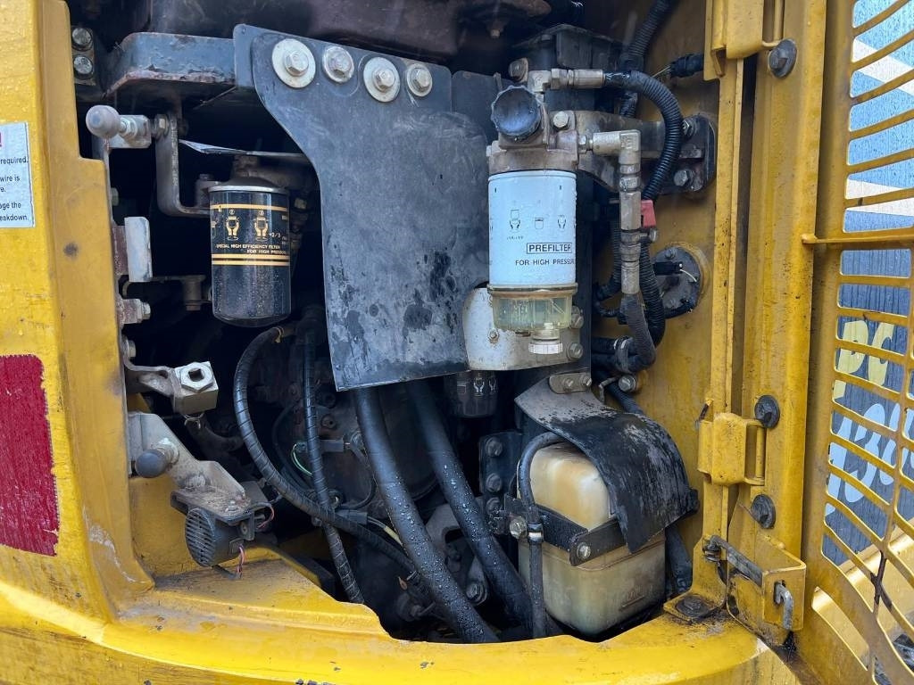 Гусеничный экскаватор Komatsu PC138US-11: фото 9