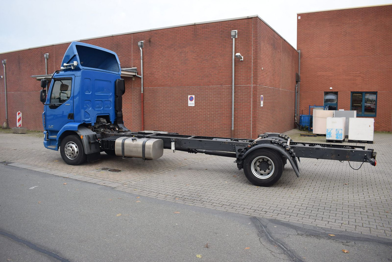 DAF LF 280 Fahrgestell Klima Navi 8-Gang ACC AHK - Грузовик-шасси: фото 4 DAF LF 280 Fahrgestell Klima Navi 8-Gang ACC AHK - Грузовик-шасси: фото 4