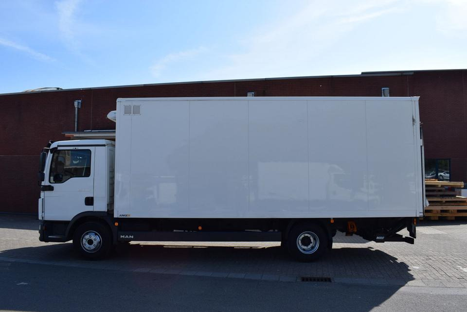 MAN TGL 8.180 Koffer 6,20mLBW 1000KG Klima - Рефрижератор: фото 1 MAN TGL 8.180 Koffer 6,20mLBW 1000KG Klima - Рефрижератор: фото 1